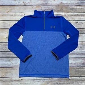 Boys Size M UA shirt